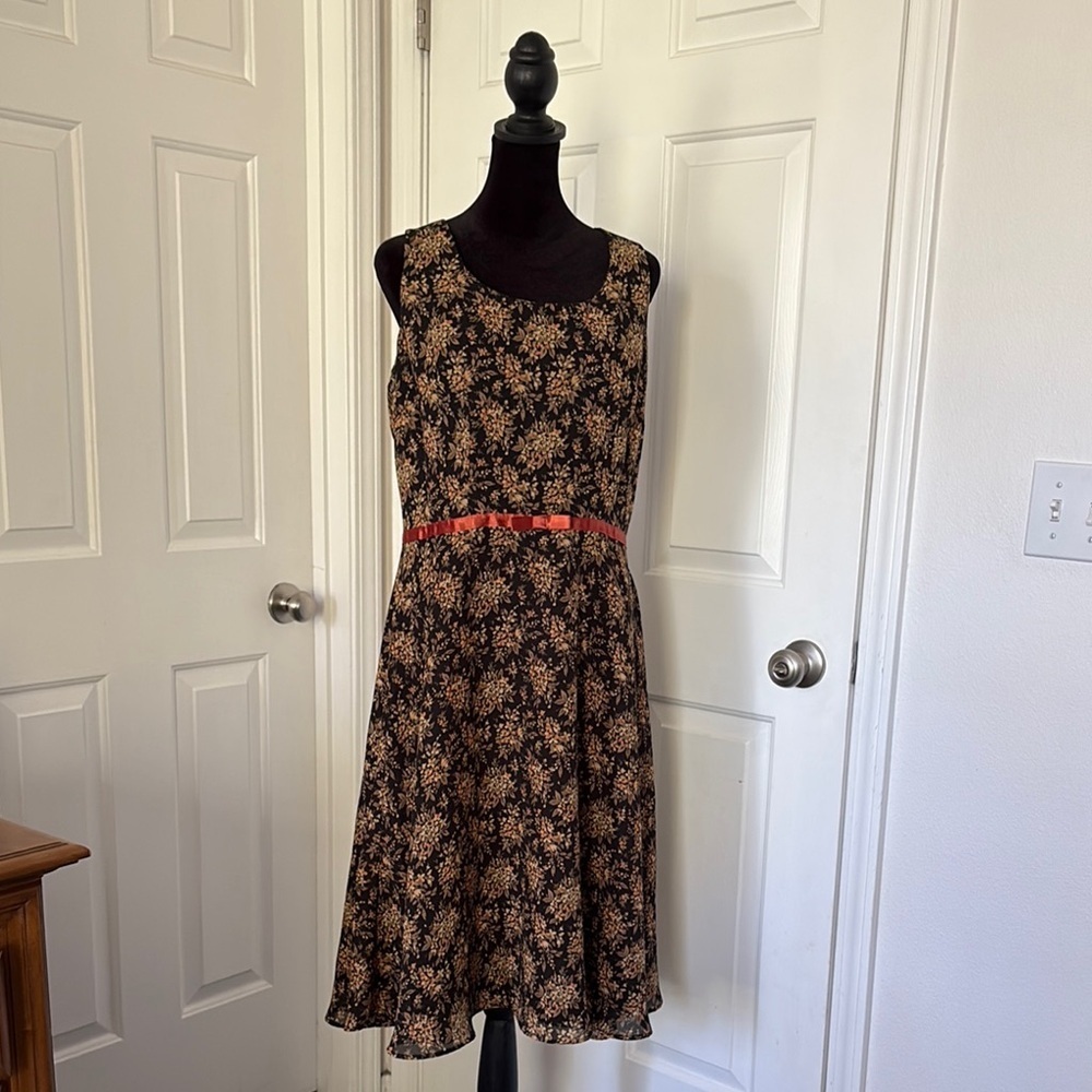 K Studio 90s Vintage Floral Midi Dress